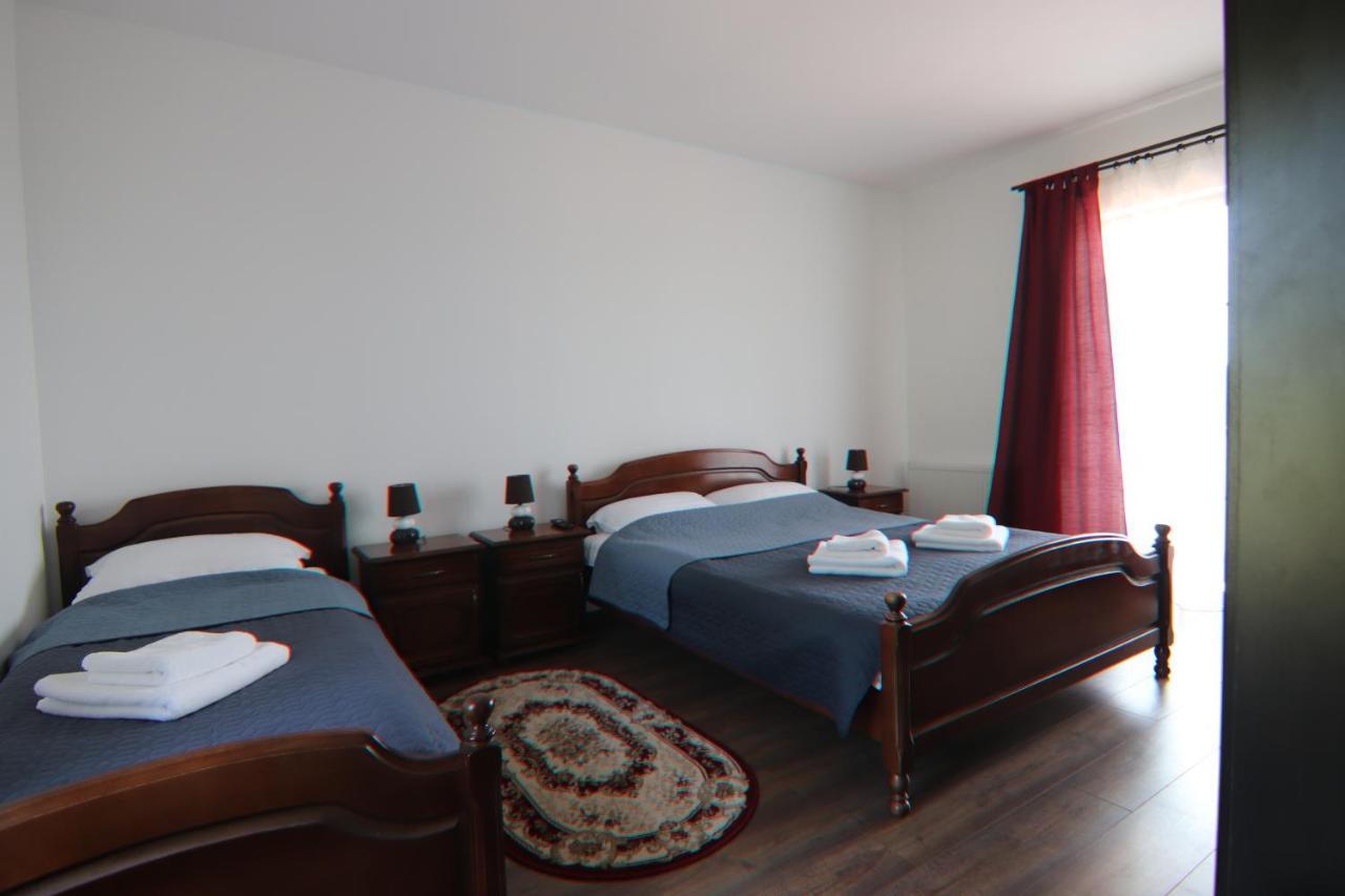 Pensiunea Emelys, Iasi Barnova Luaran gambar